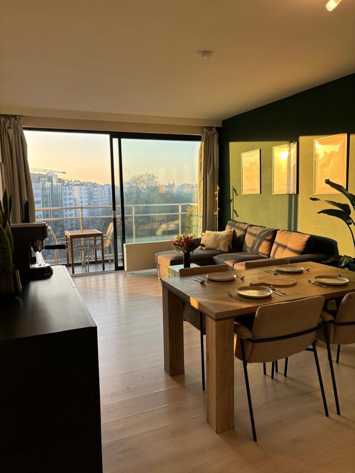 With Park View And Terrace Appartement *